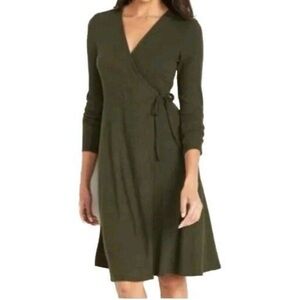 Old Navy Green Long Sleeve Wrap Midi Dress